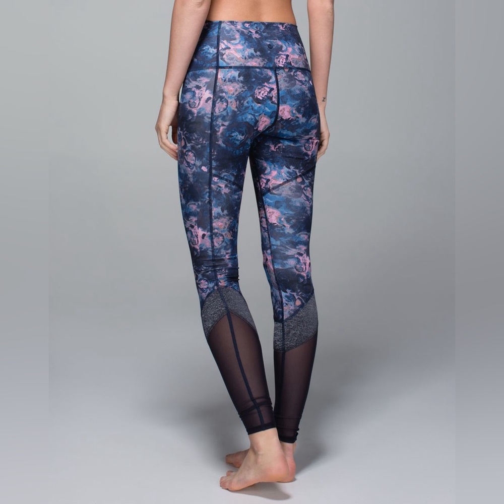 Lululemon If You're Lucky Full On Luxtreme
Moody Mirage Bark Berry Navy Leggings